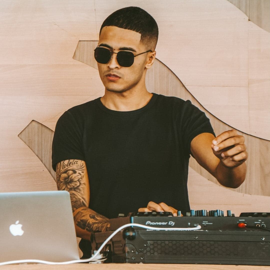 Arte de DJ Gui da BS