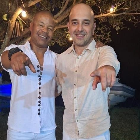 Arte de Sandro & Tiago