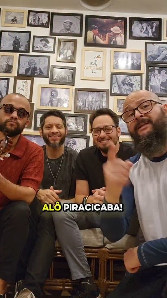 Flyer de Dois Dobrado
