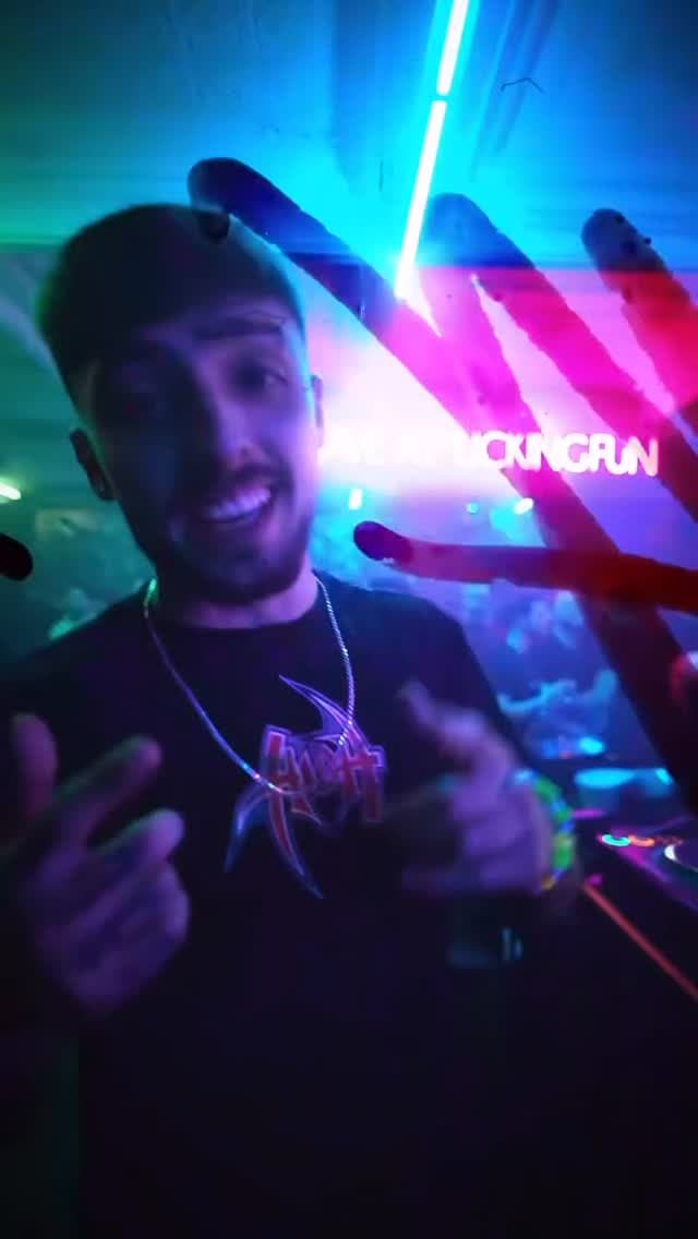 Flyer de DJ Rossi