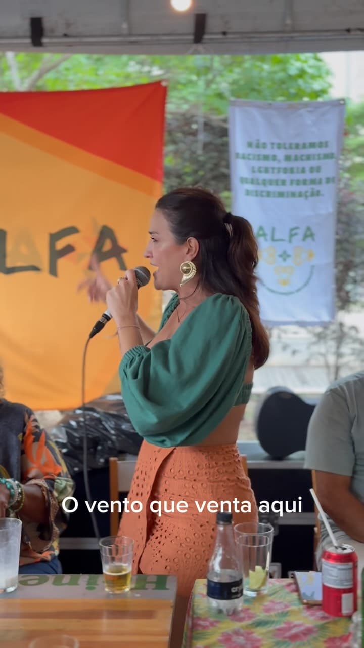 Flyer de Alana Moraes