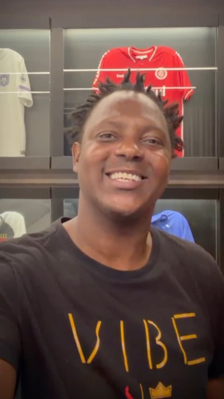 Flyer de Andrezinho