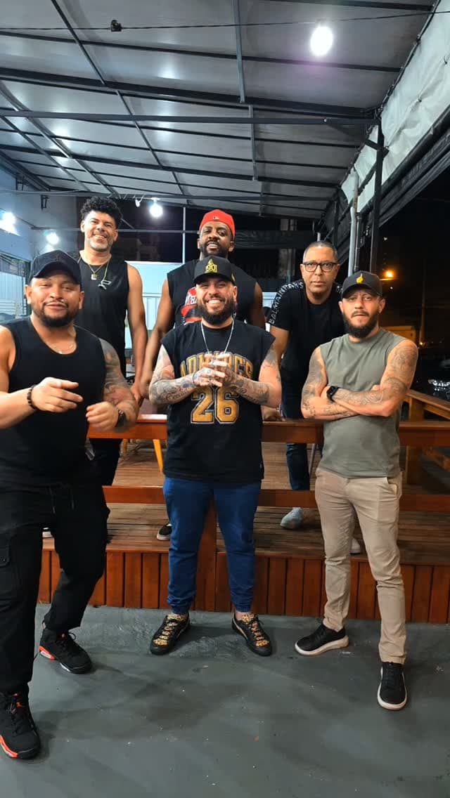 Flyer de Thi Sandes, Fabio Xote, Anderson Cici e mais 3 artistas