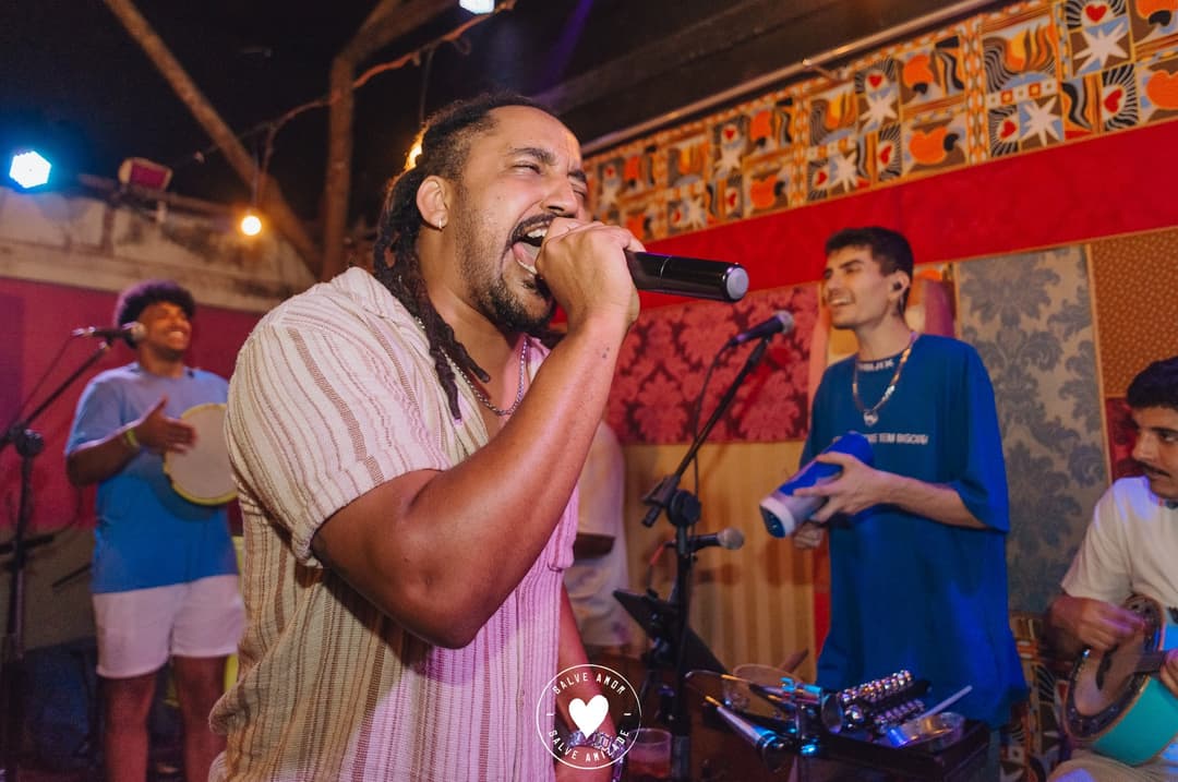 Flyer de Mais Amor por Favor, Cinara Ribeiro e mais 3 artistas