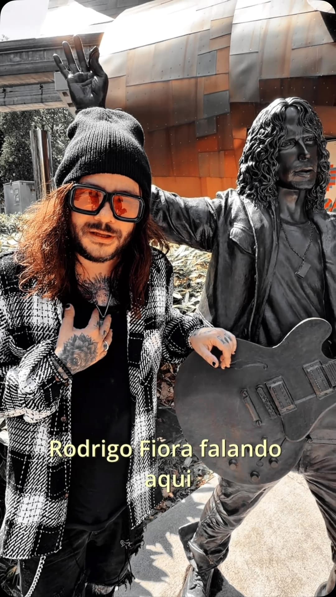 Flyer de Rodrigo Fiora e Vozes do Grunge