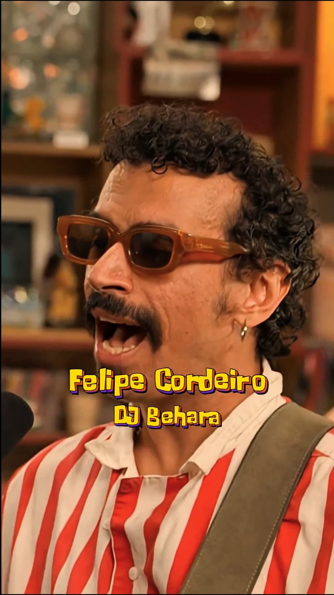 Flyer de Carla Bejarano e Felipe Cordeiro