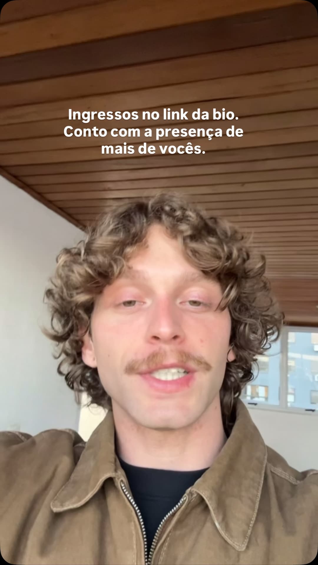 Flyer de Vini Padilha