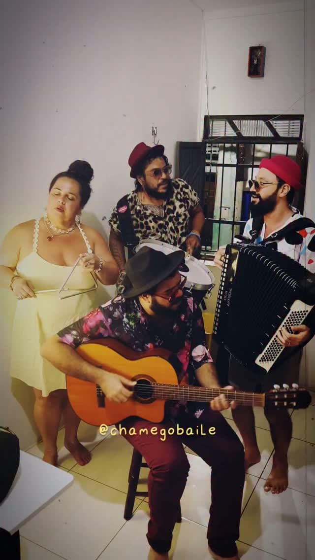 Flyer de Baile do Chamego, Cabuloso Trio e mais 5 artistas