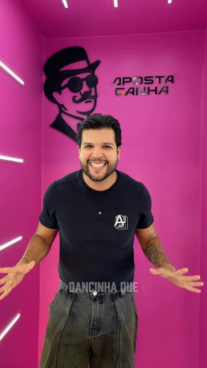 Flyer de Math Gomes, nuziomedeiros e Fael Mariz