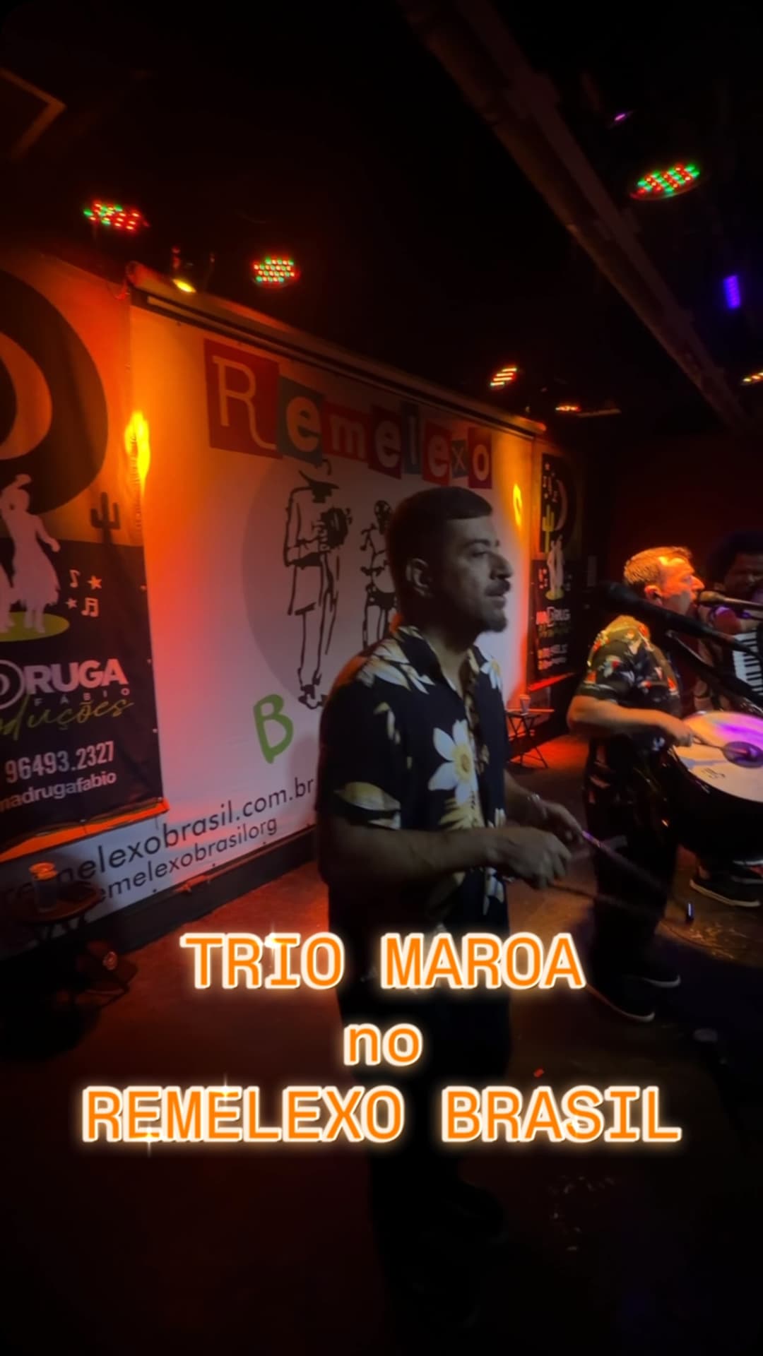Flyer de Trio Maroá