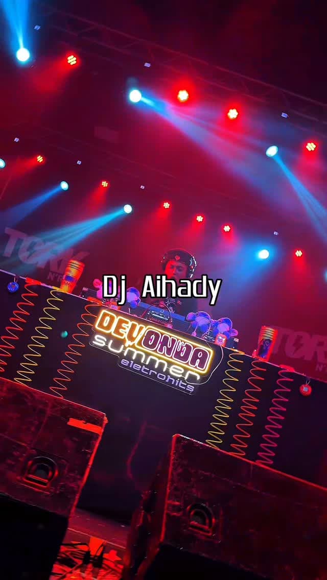 Flyer de Deu Onda Eletrohits