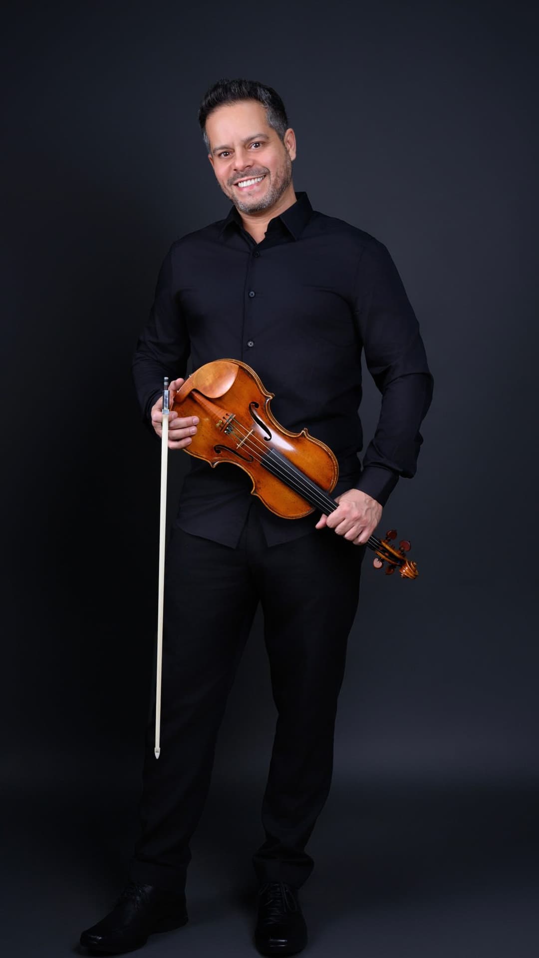 Flyer de Yllen Almeida