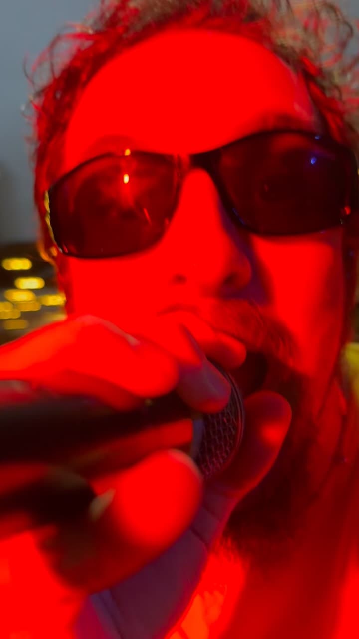 Flyer de Fuck the System