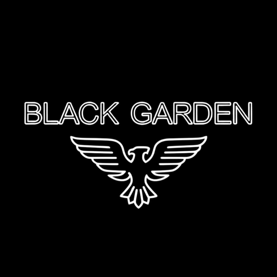 Foto de Black Garden