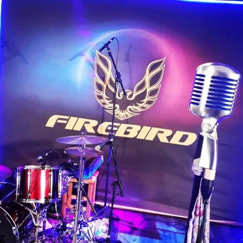 Arte de Banda Firebird