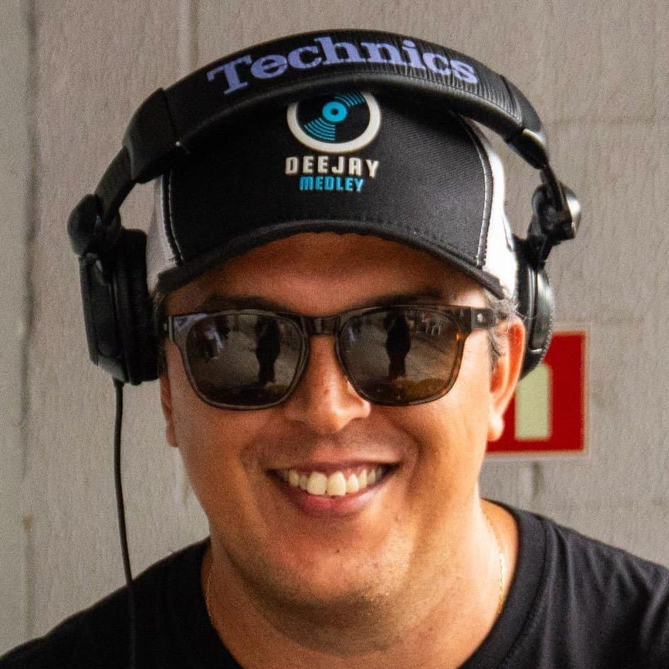 Arte de Deejay Medley