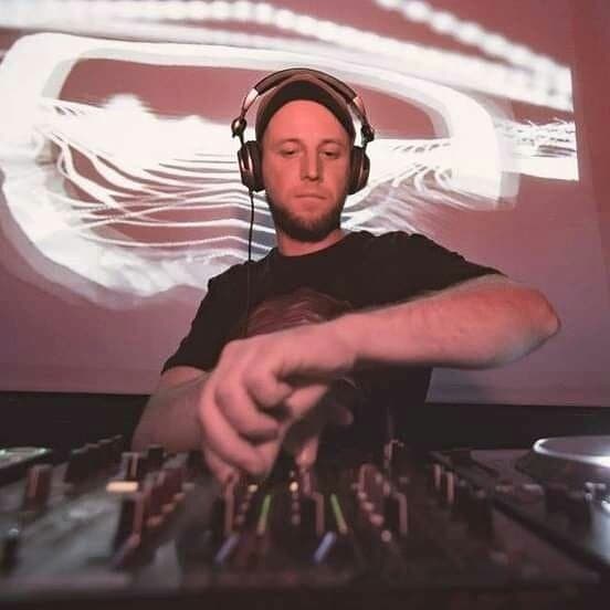 Arte de DJ_CABI