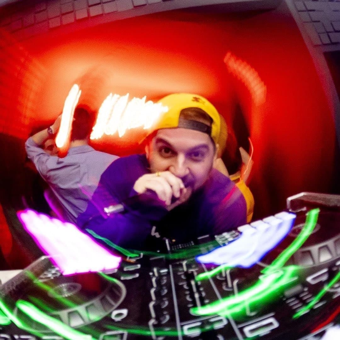 Arte de DJ Head
