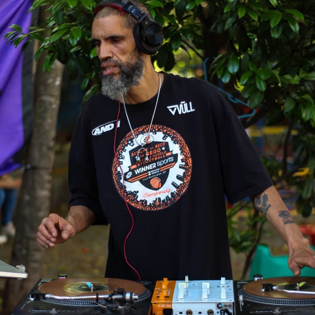 Arte de DJ Naves