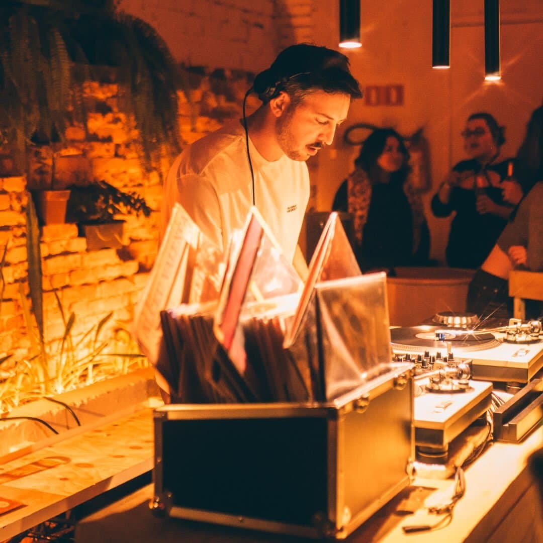 Arte de DJ Lennon