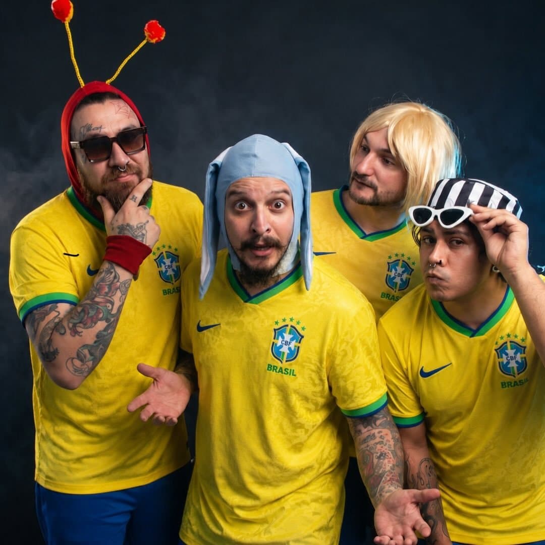 Arte de Mamilos Polêmicos