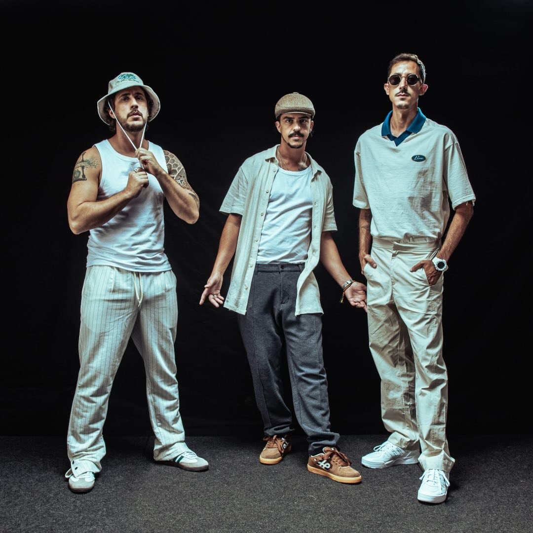 Arte de Paz e Dub Seletores