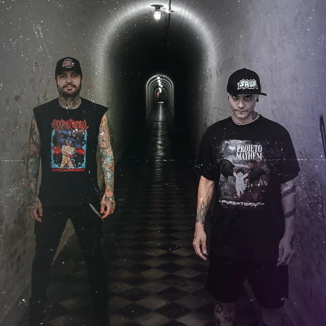 Arte de Projeto Mayhem