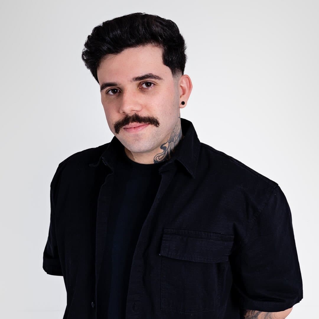 Arte de Vini Fagundes | DJ Especialista em Casamentos