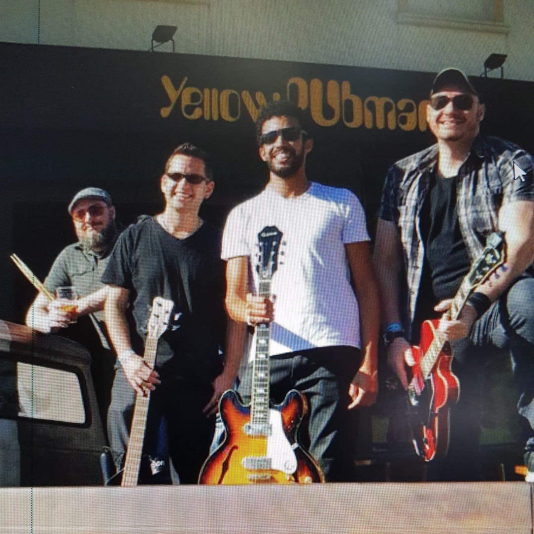 Ted Nicotina & Os Alcatrões